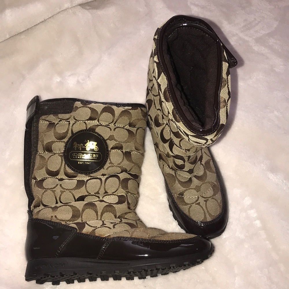 MOVING! Best offer takes them - Coach Snow Boots